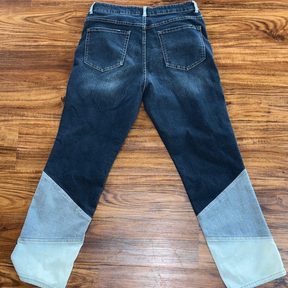 LOGO~ Lori Goldstein Women's ombré Straight Leg ankle Jeans - Dark to Light Blue - Picture 3 of 9